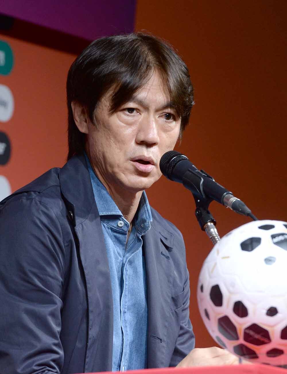 [SW포토]홍명보 감독,'손흥민, 잘 하고 있다'