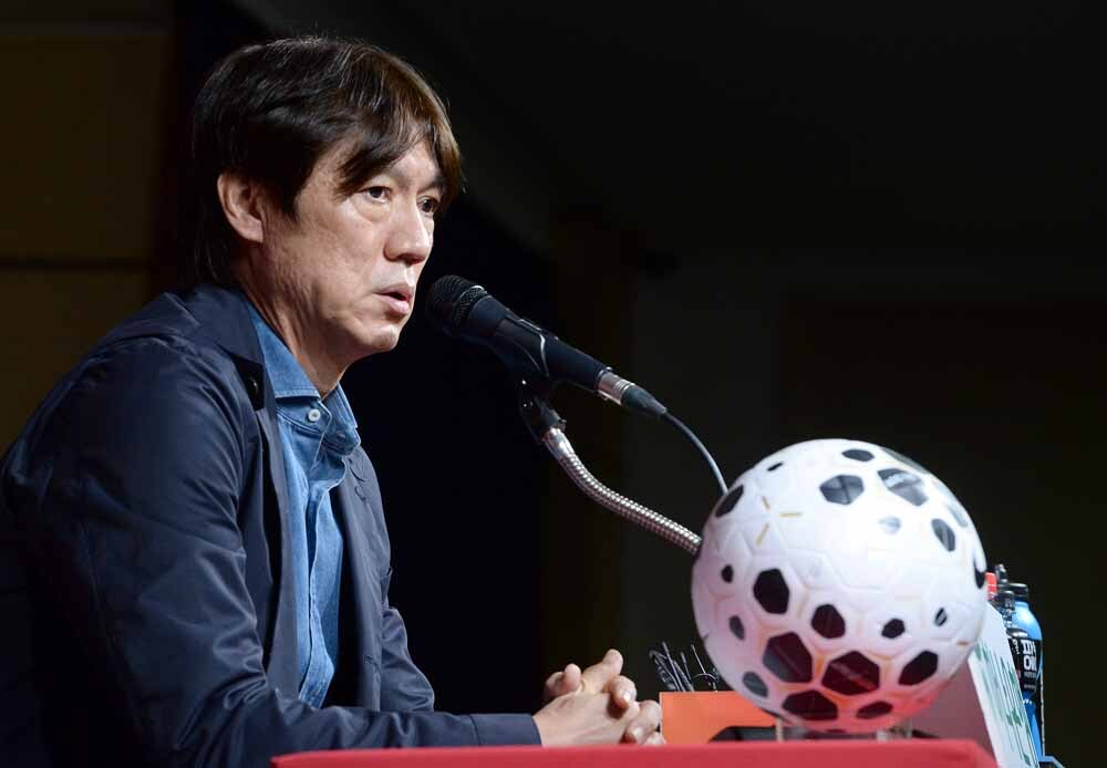 [SW포토]홍명보 감독,'브라질과는 어려운 경기지만'