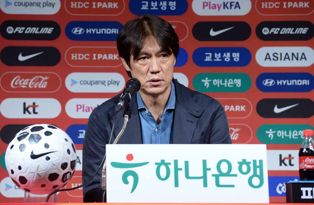 [SW포토]홍명보 감독,'브라질, 파라과이 소집명단 발표'