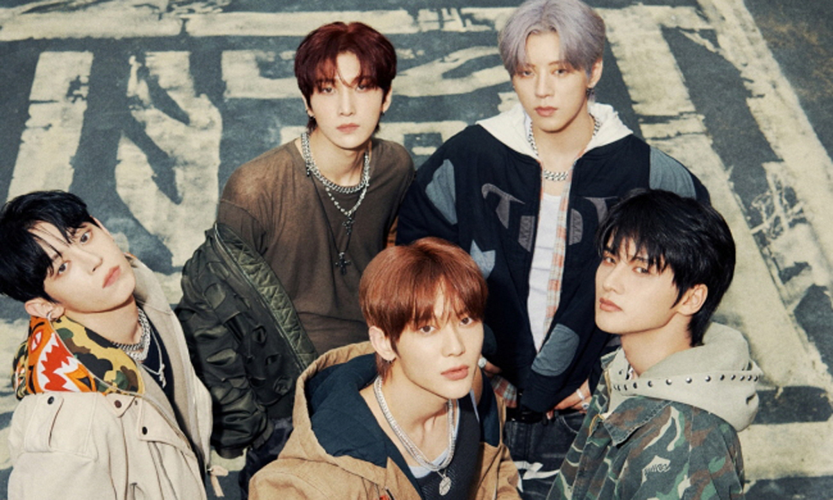 나우즈, 美 빌보드 스태프 픽 '2025 최고의 K팝'